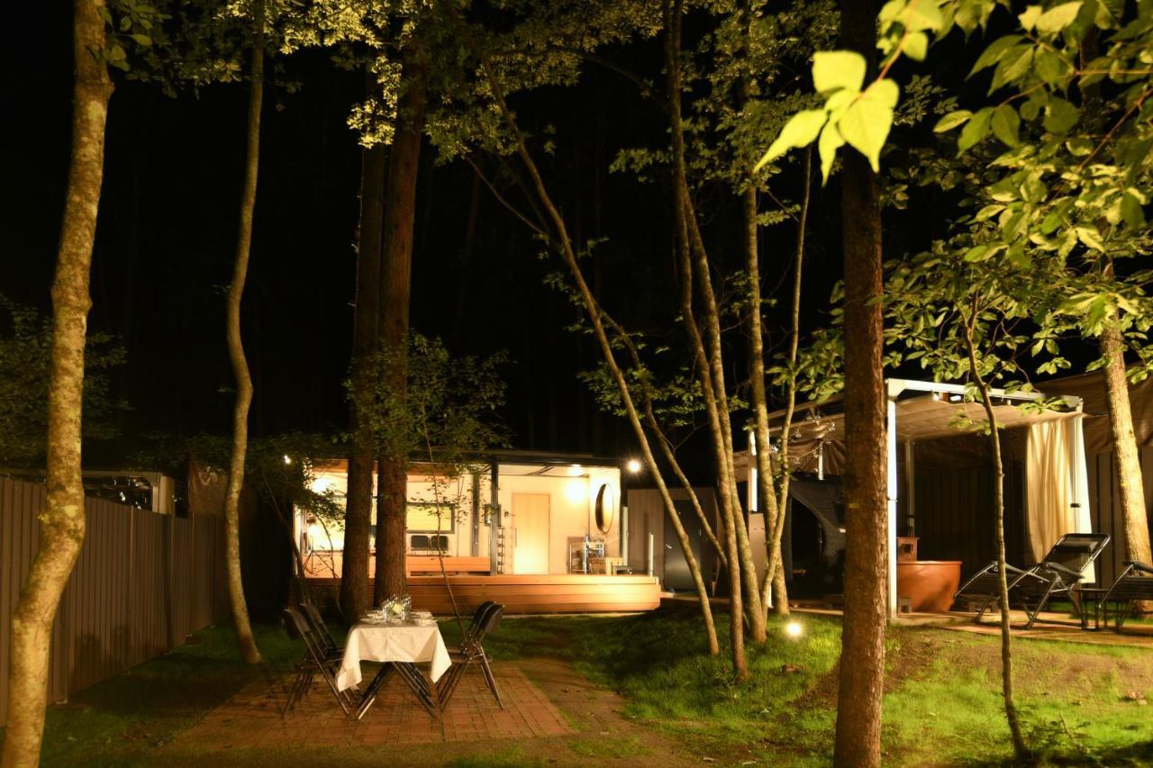 Fuji Fumoto Forest Hotspring ふもとの森温泉 Fujikawaguchiko Buitenkant foto